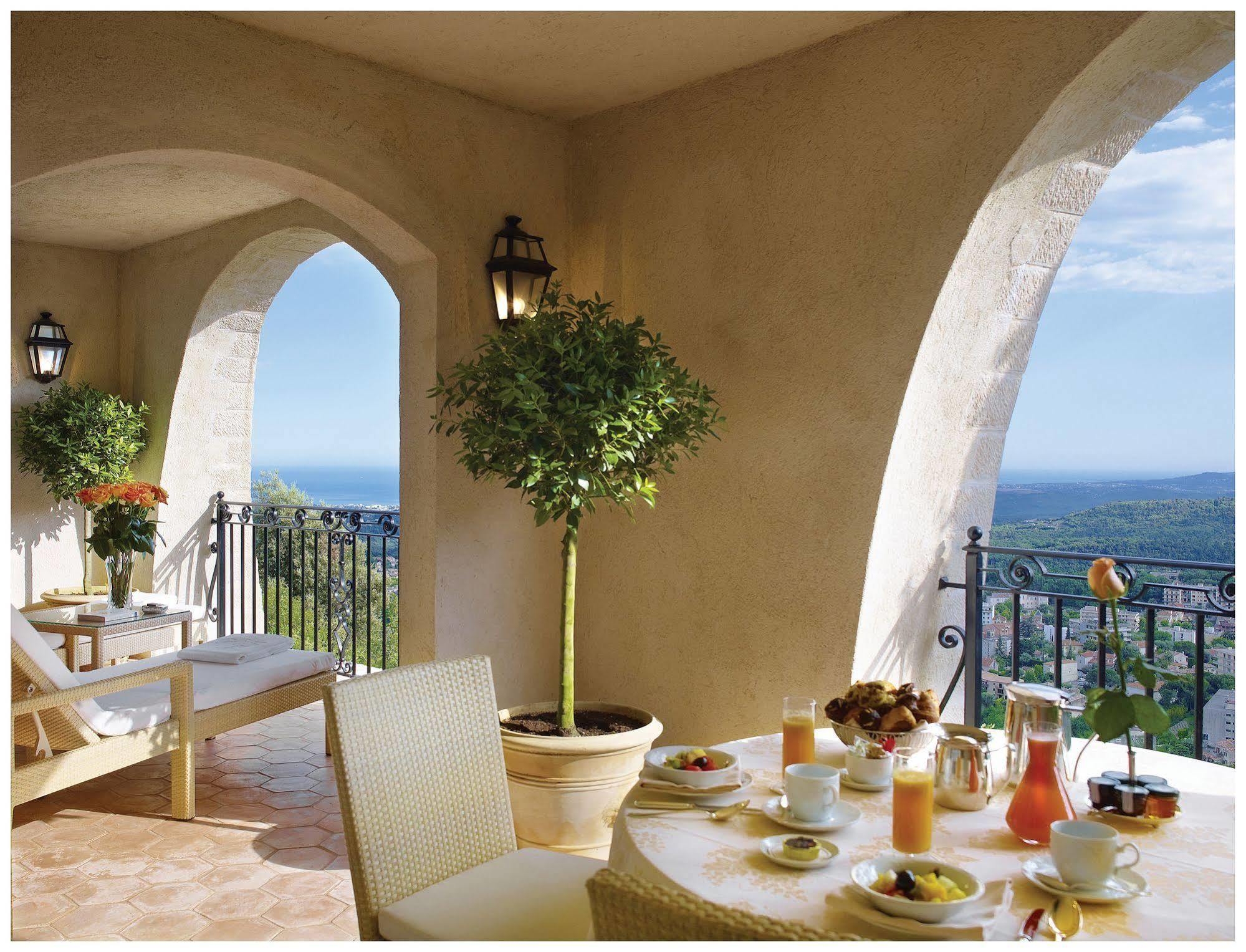 Hotel Chateau Saint-martin & - An Oetker Collection 5*