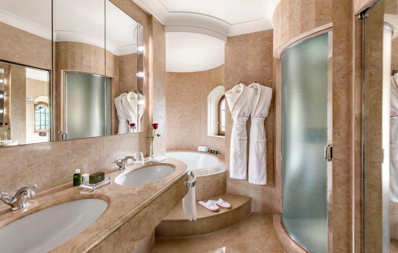 Hotel Chateau Saint-martin & - An Oetker Collection